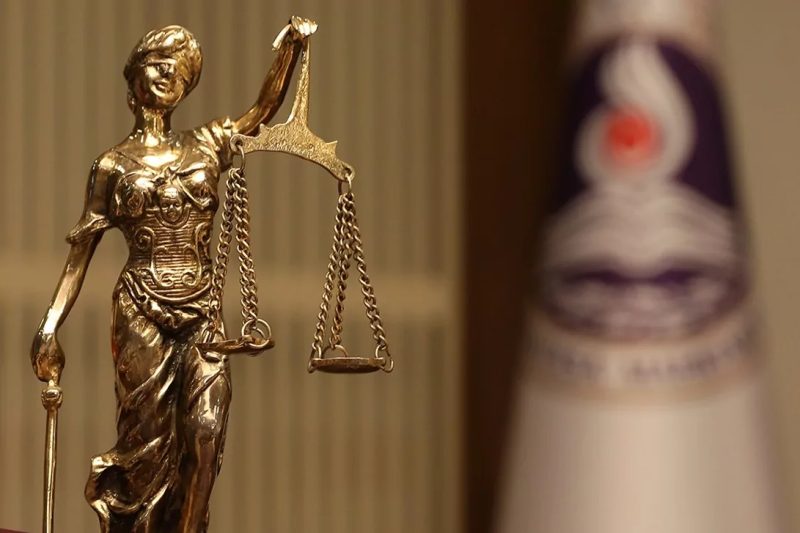 Anayasa Mahkemesi'nden Yoksulluk Nafakası İçin Süresiz Nafaka Düzenlemesine İptal Kararı
