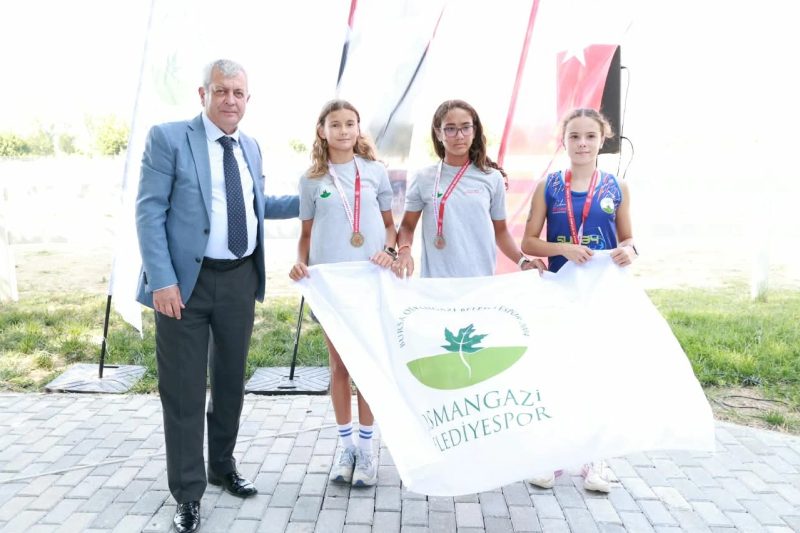 Osmangazi'de Gençler Duatlonda Kıyasıya Yarıştı