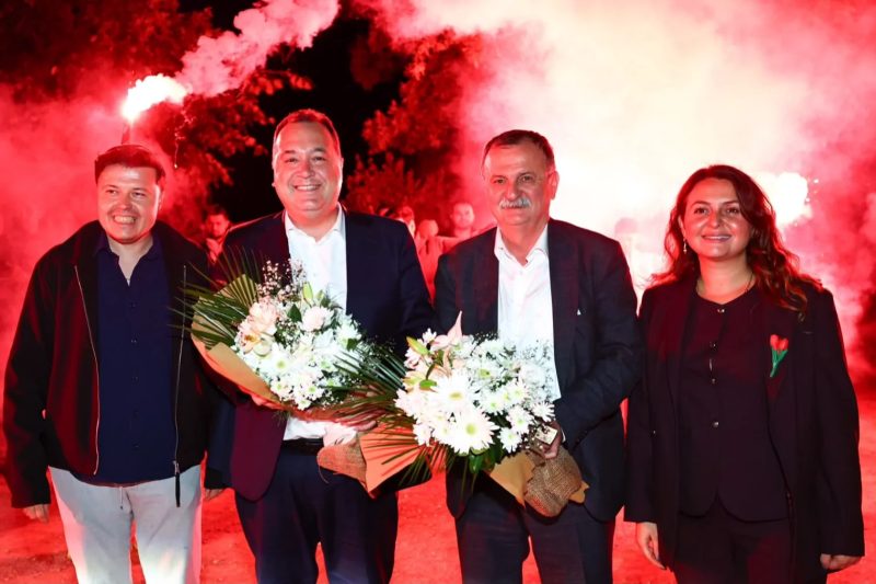Başkan Dutlulu, Yuntdağı'nda Muhtarlar ve Vatandaşlarla Buluştu