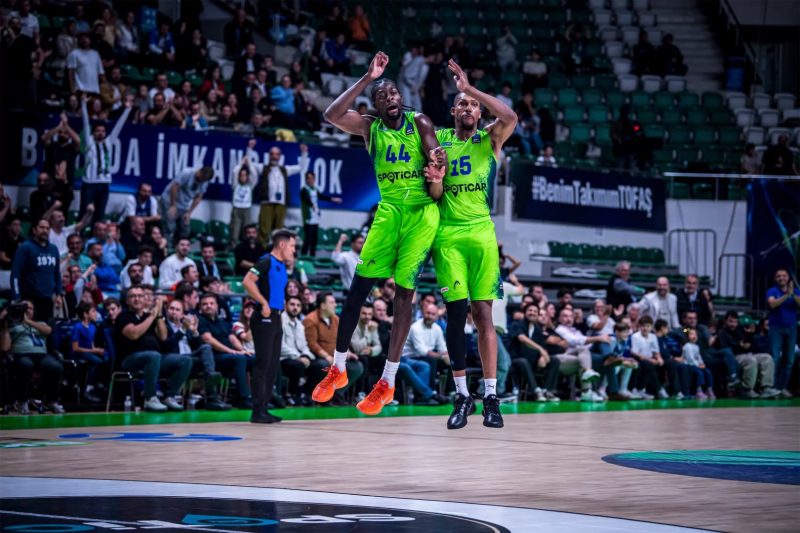 TOFAŞ, EuroCup'a Galibiyetle Başladı: NINERS Chemnitz'i 82-69 Mağlup Etti