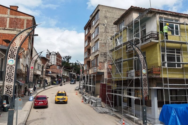 Ordu Gölköy'de 70 bina cephe yenileme projesiyle modernleşiyor