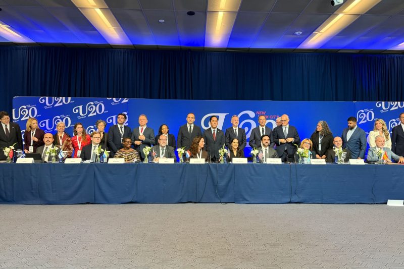 Uğur İbrahim Altay, Dünya Belediye Başkanlarını COP31 Antalya'ya Davet Etti