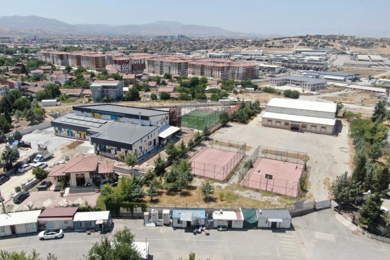 Malatya Çarmuzu-Kiltepe Spor Kompleksi İnşaatında Sona Yaklaşıldı