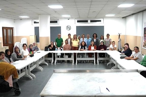 Denizli'nin Geleneksel Tatları Atölyelerle Gelecek Nesillere Aktarılıyor
