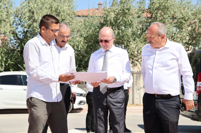 Selçuklu Belediyesi İlçeye Yeni Parklar Kazandırıyor, Yeşil Alanları Genişletiyor