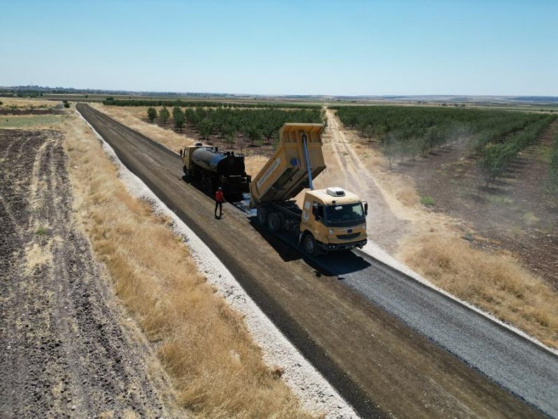 Hilvan'da Dört Mahalleye Bağlantı Sağlayan 5.5 Kilometrelik Yol Hizmete Açıldı