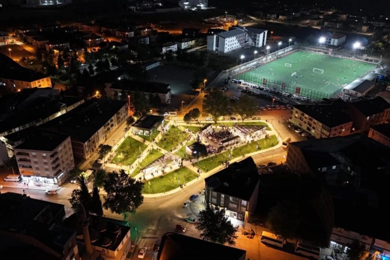 Alanyurt Meydanı Coşkulu Bir Törenle Hizmete Açıldı