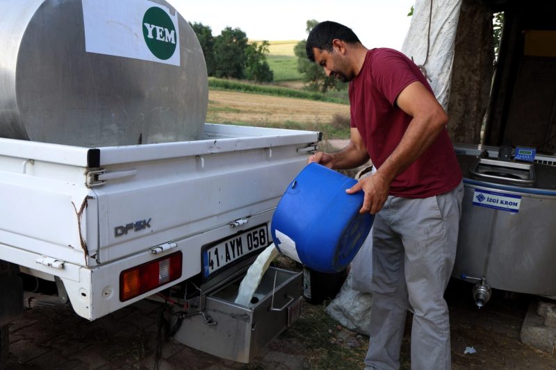 Kocaeli'de Süt Üreticilerine Soğutma Tankı Desteğiyle Kalite ve Verimlilik Artıyor