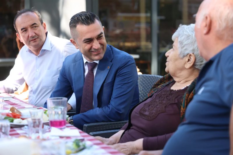 Antalya'da Mavi Ev, Alzheimer Ayı Kapsamında Özel Etkinliklere Ev Sahipliği Yaptı