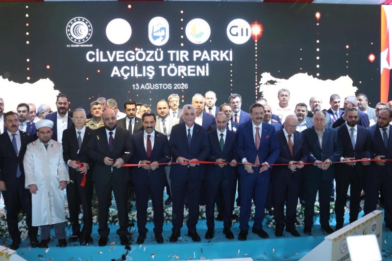 Hatay'da 1200 Tırlık Cilvegözü Gümrük Kapısı Tır Parkı Hizmete Girdi