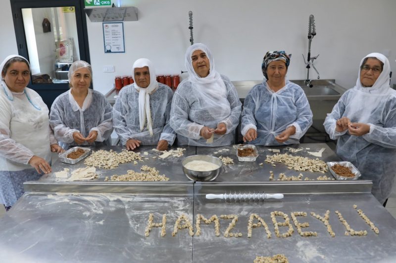 Mersin'de Kadın Üreticilere 'Köyümüz Atölye' ile Destek