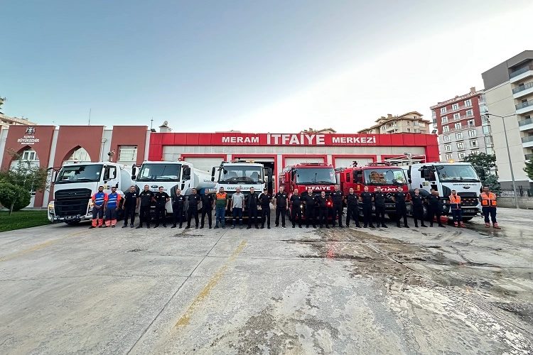 Konya İtfaiyesi, Alanya'daki Orman Yangınlarına Destek İçin Harekete Geçti
