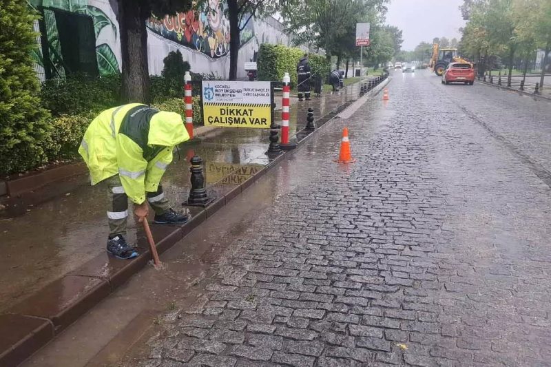 Kocaeli'de Şiddetli Yağışlara Karşı Hazırlık: Ekipler Görev Başında