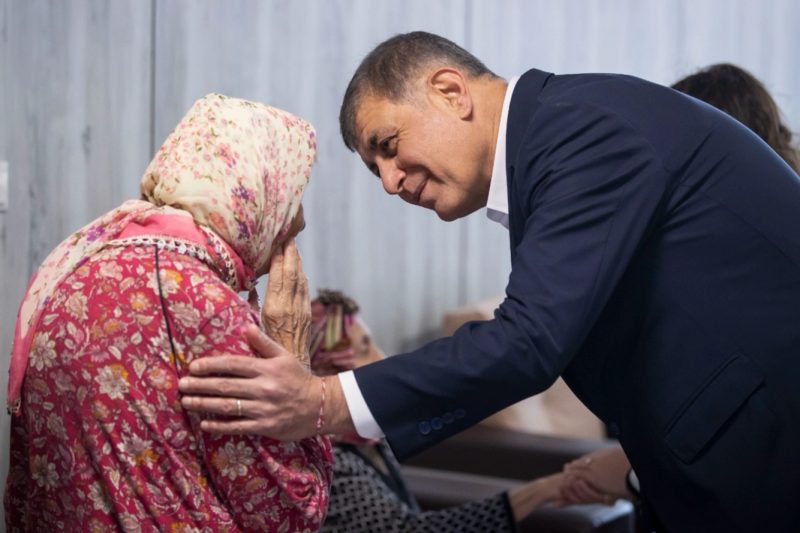 İzmir'de Emeklilere Kira ve Alışveriş Desteği Artırıldı, Toplam 8 Bin Lira Katkı Sağlanıyor