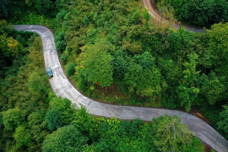 Ordu'da İkizce Tombaşlı Mahalleleri Arasında Beton Yol Yapımı Devam Ediyor