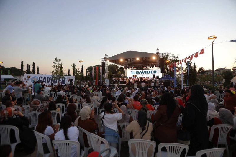 Gaziantep'te Hemşehri Dernekleri Festivali Vatandaşlardan Tam Not Aldı