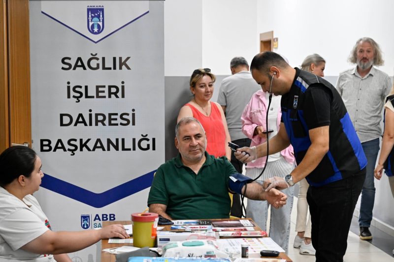 Ankara'da Böbrek Sağlığına Yönelik Ücretsiz Eğitim ve Tarama Etkinlikleri Düzenlendi