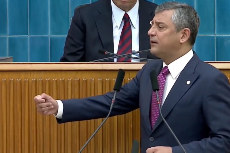 Özgür Özel'den Yeni Parti'nin İlk Grup Toplantısında İktidar Mesajı