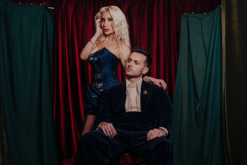 Çodur ve İrem Derici BLIND Sahnesinde Buluşuyor
