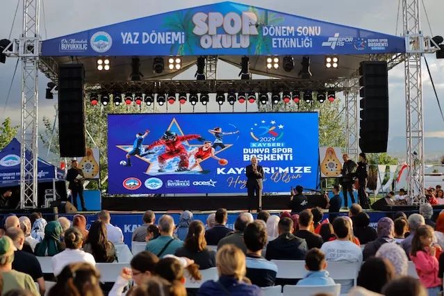 Kayseri'de Yaz Spor Okulları Kapanış Programı: 15 Binden Fazla Öğrenci Başarıyla Tamamladı
