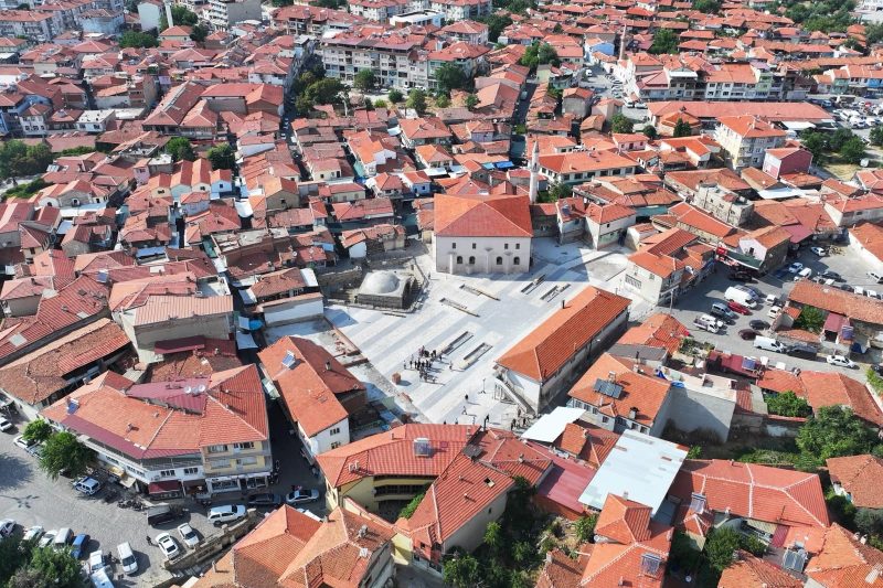 Kula Eski Pazar Yeri Yeni Meydanına Kavuşuyor