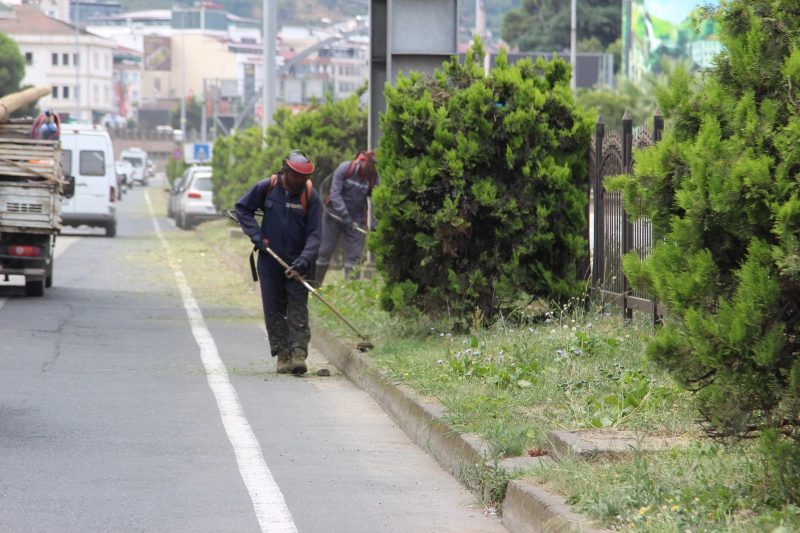 Giresun'da Şehir Temizliği ve Estetik Düzenleme Çalışmaları Devam Ediyor