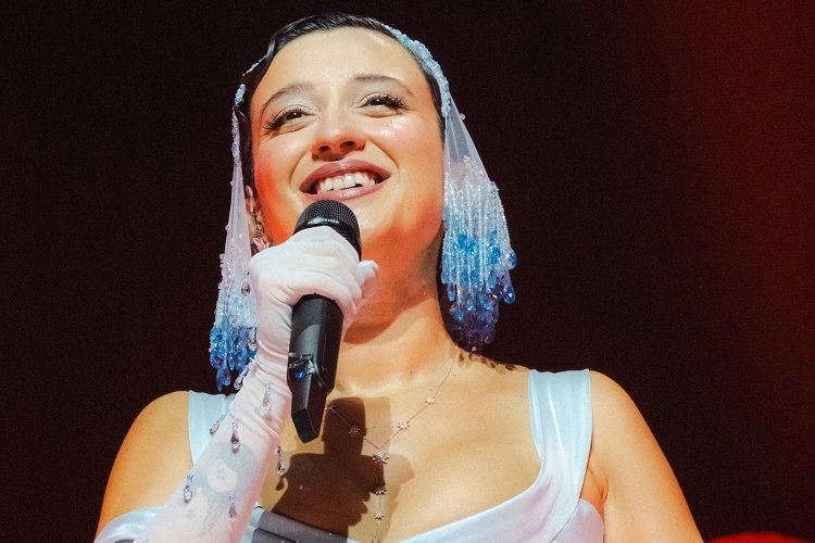 Melike Şahin Harbiye Sahnesinde İki Gece Üst Üste Yoğun İlgi Gördü