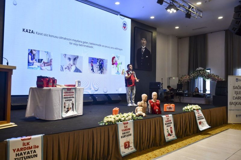 Ankara'daki Gündüz Bakımevleri Personeline Afet ve İlk Yardım Eğitimi Verildi