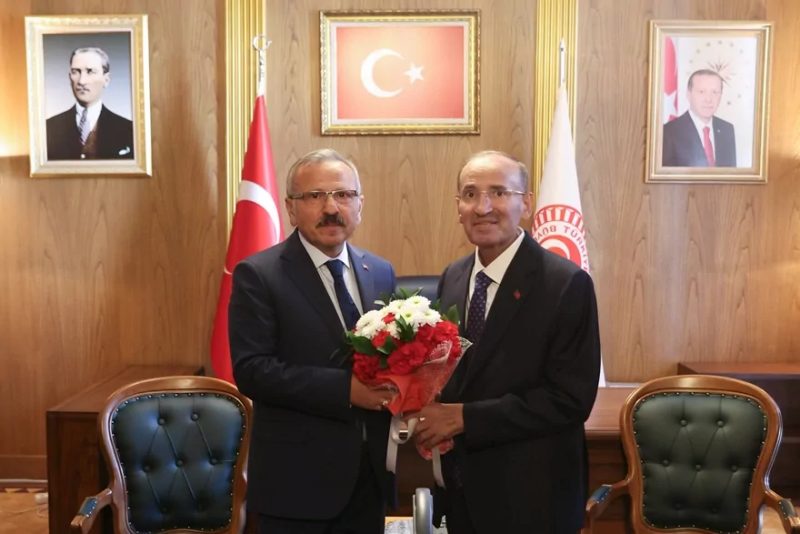 TBMM Başkanvekilliği Görevini Yusuf Beyazıt Devraldı