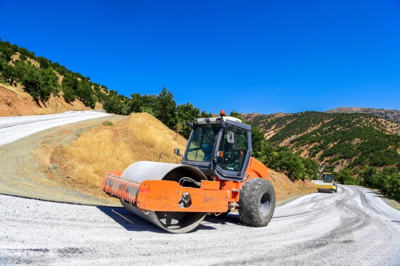 Malatya'da Kırsal Yollar Konforlu Hale Geliyor: Büyükşehir'den Önemli Yatırım