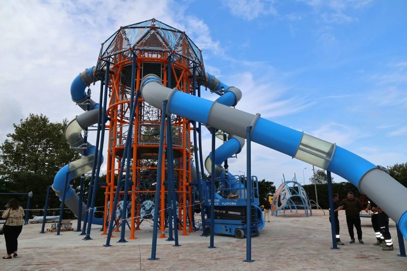 Trabzon'da Çocuk Parkları Genişliyor: Oyuncakistan'da Kapsamlı Yenileme Devam Ediyor