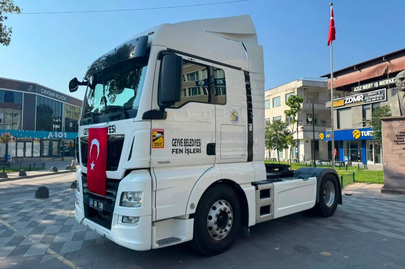 Geyve Belediyesi Araç filosunu 1.7 Milyon TL'lik Yeni Tır ile Güçlendirdi