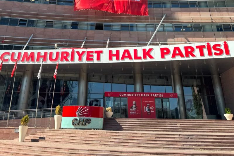 CHP'den Turgutlu'daki Okul Saldırısı İçin Milletvekili Heyeti Görevlendirildi