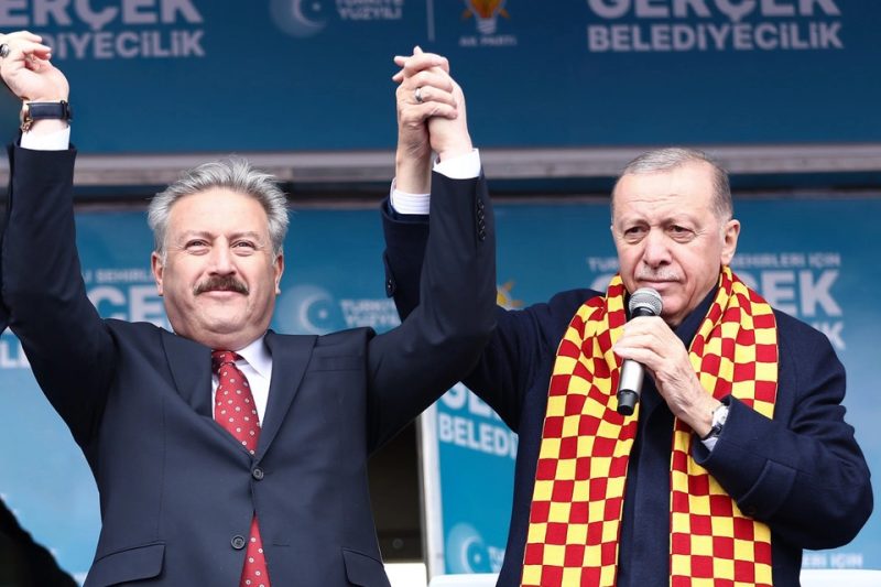 AK Parti'nin 25. Yılı: Melikgazi Belediye Başkanı'ndan Kutlama ve Teşekkür Mesajı