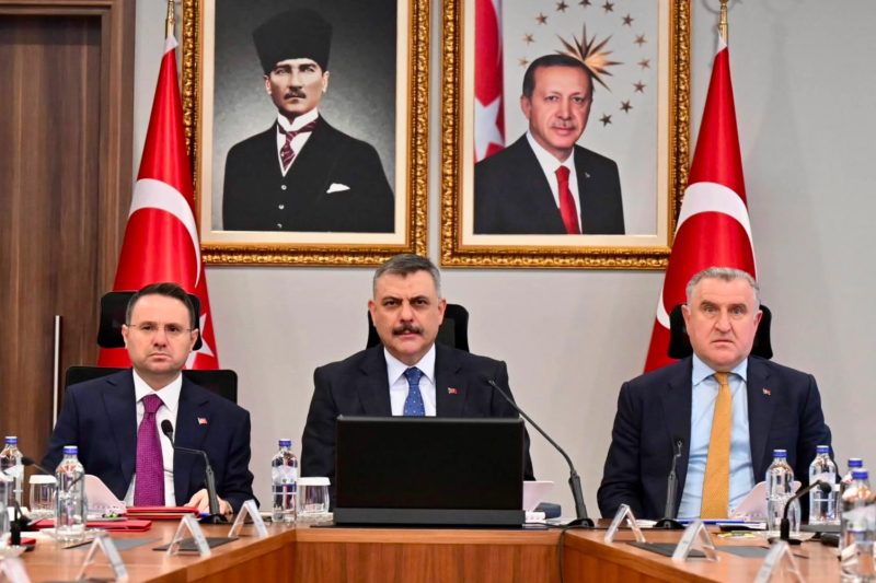3 Bakan, Futbolda Spor Güvenliğini Görüşmek Üzere Bir Araya Geldi
