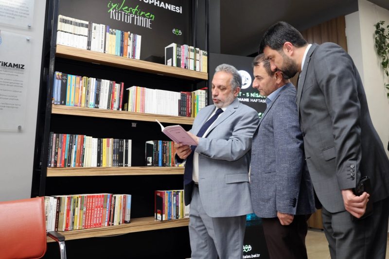 Kayseri Kütüphane Kullanımında Türkiye Üçüncüsü Oldu, Talas'ta Okuma Devrimi Yaşanıyor