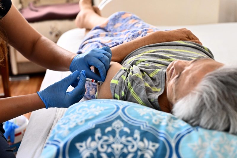 Muratpaşa'da Evde Bakım Hizmetleri 16 Bini Aşkın Vatandaşa Hizmet Verdi