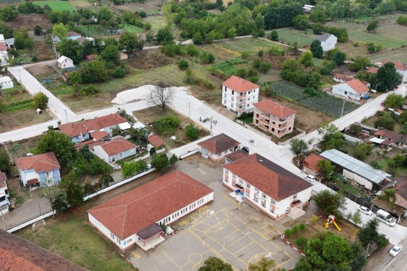 İnegöl'de 8 Sokağa Yamaç Kaplama Uygulaması Tamamlandı: 1300 Metrelik Güzergah Konforlu Hale Geldi