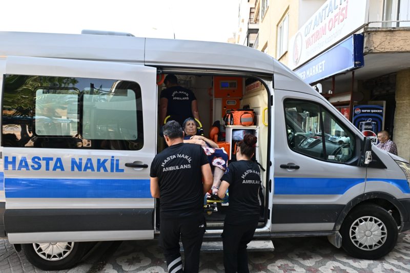 Muratpaşa Belediyesi'nden Sağlık Hizmetlerine Erişimi Kolaylaştıran 27 Bin 330 Ulaşım Desteği