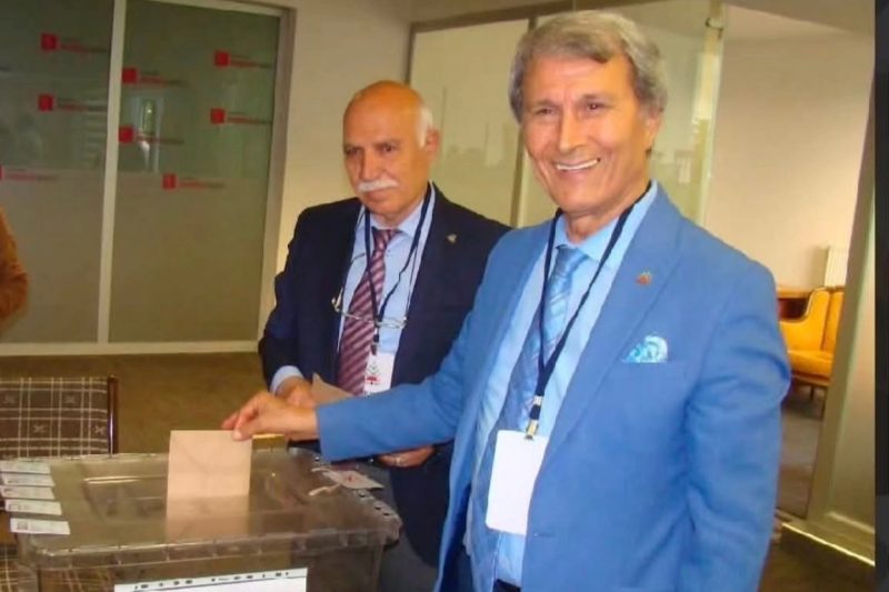 Kutlu Parti 1. Olağan Kurultayı'nı Tamamladı: Yusuf Halaçoğlu Yeniden Genel Başkan