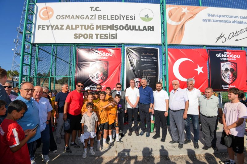 Osmangazi'de Feyyaz Alptuğ Memişoğulları Anısına Dostluk Futbol Turnuvası Başladı