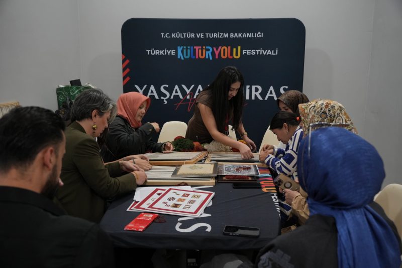 Erzurum Kültür Yolu Festivali Sona Ererken Sanat ve Kültür Etkinlikleri Yoğun İlgi Gördü