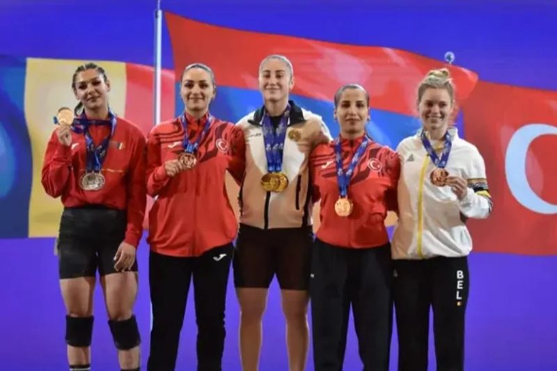 Milli Halterci Merve İlden, Avrupa U23 Şampiyonası'nda Bronz Madalya Kazandı