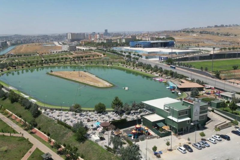 Şanlıurfa'da Gençler İçin GAP Sukay Tesislerine Modern Kütüphane Kazandırıldı
