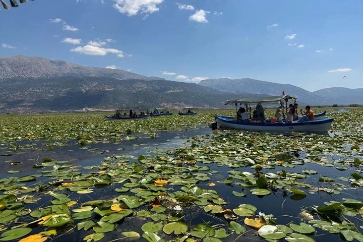 Denizlili Okuma Yazma Öğrenen Kadınlar Çivril'in Güzelliklerini Keşfetti