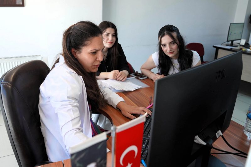 Keçiören Belediyesi, Tüm Adaylara Ücretsiz Üniversite Tercih Danışmanlığı Sunuyor