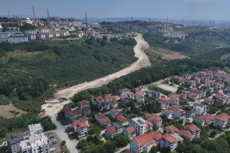 Serdivan-Beşköprü Arası Ulaşım Yeni Yolla Kısalıyor