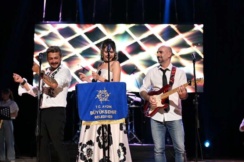 Aydın Yaz Konserleri Didim'de Sona Erdi, Etkinlikler Devam Edecek