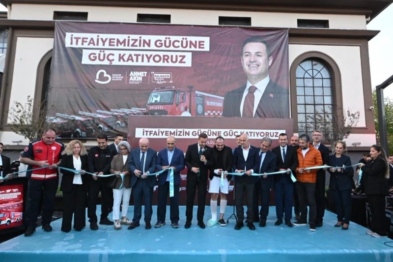 Balıkesir İtfaiyesi Güçlendirildi: 8 Yeni Araçla Afetlere Hazırlık Artırıldı