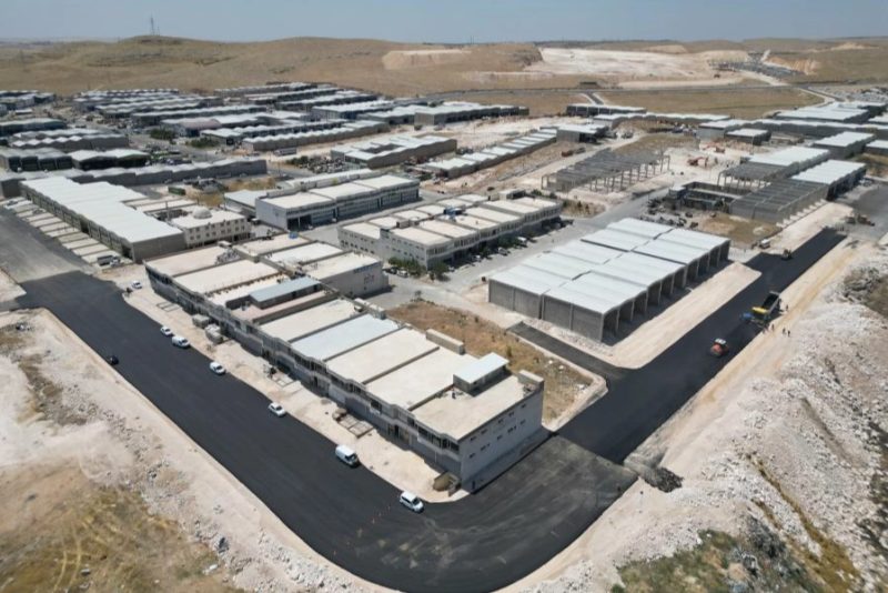 Şanlıurfa'da Gıda ve Matbaacılar Sitesi Yolu Sıcak Asfaltla Yenilendi, Ulaşım Rahatladı